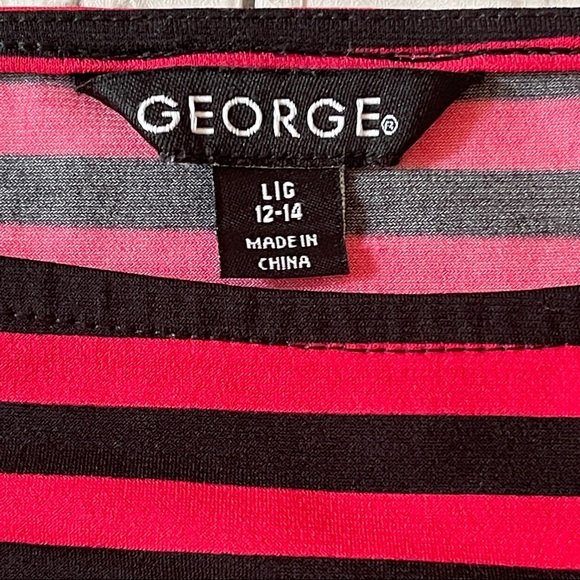 George 3/4 length sleeve Large red black stripe - Picture 3 of 3